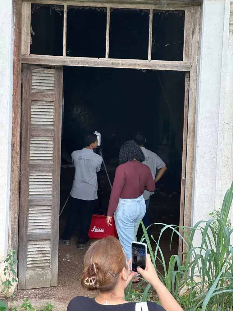 Santos Topografia em campo — registro 23