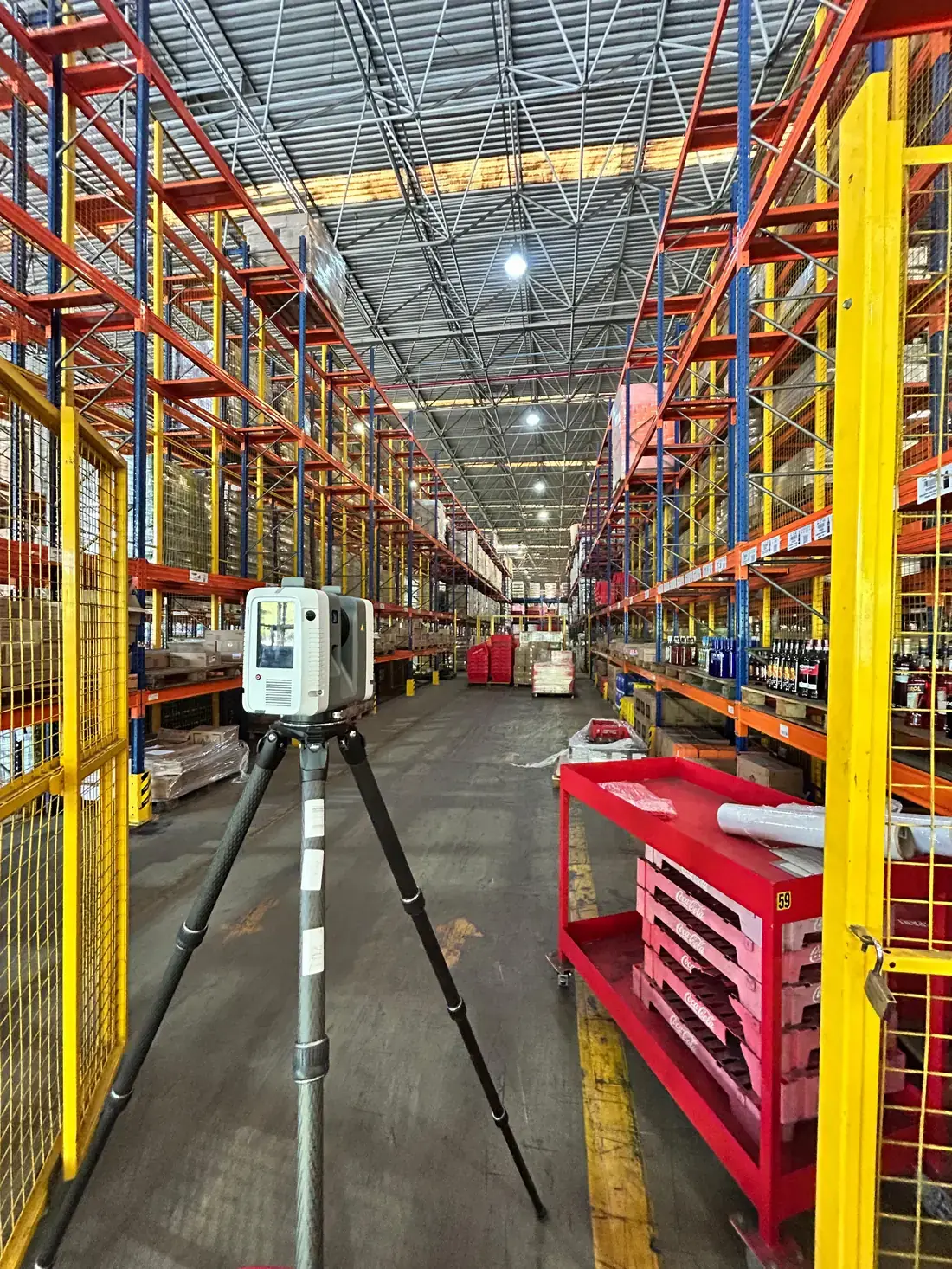 Laser Scanner 3D terrestre em levantamento de instalação industrial